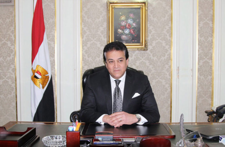 الدكتور خالد عبدالغفار وزير التعليم العالي، القائم بأعمال وزيرة الصحة